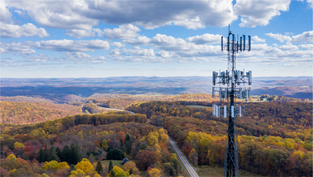 telecommunication antenna sky